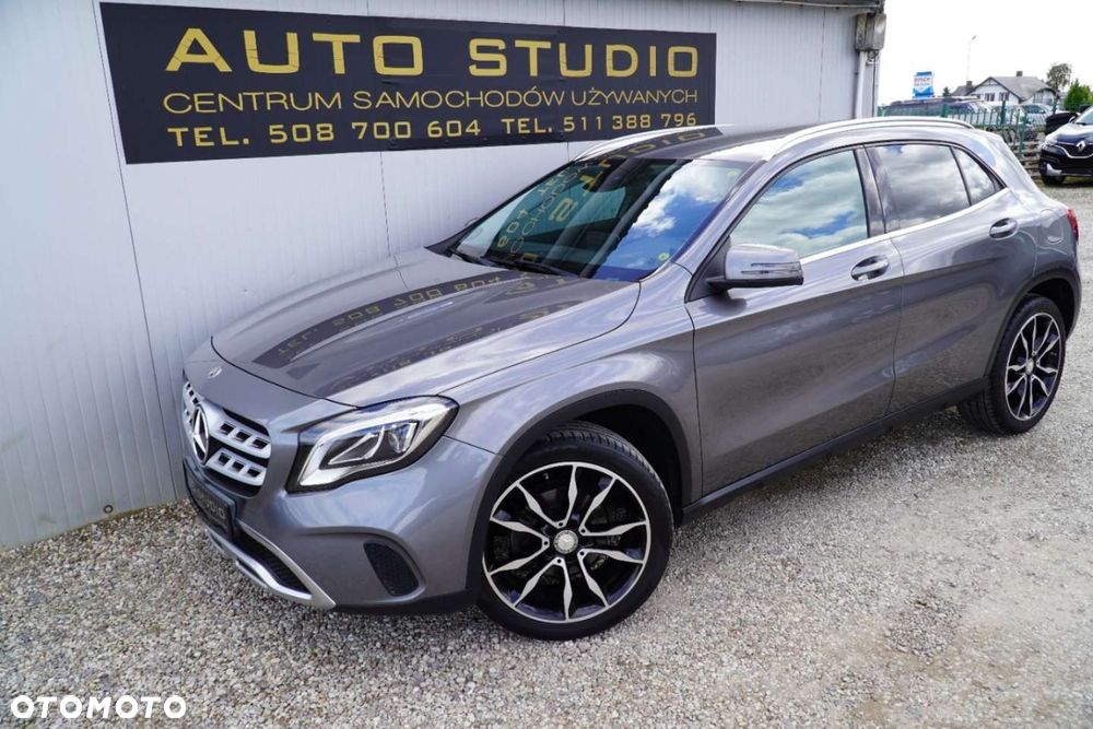 Mercedes-Benz GLA 200 7G-DCT Urban - 35