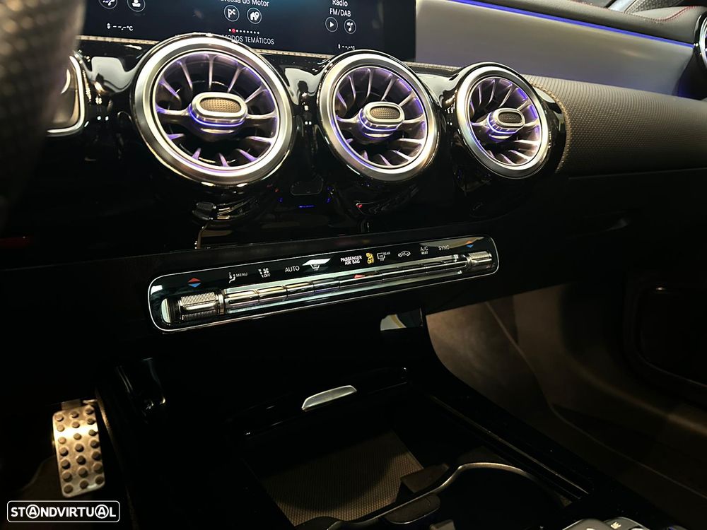 Mercedes-Benz CLA 180 d 7G-DCT AMG Line - 32