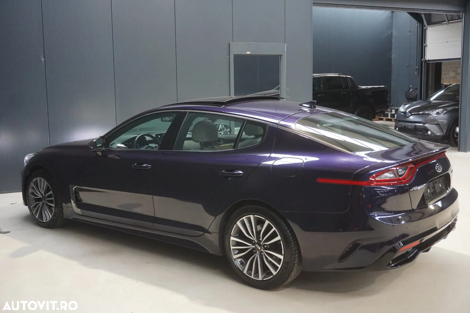 Kia Stinger 2.2 CRDI AWD GT Line - 4