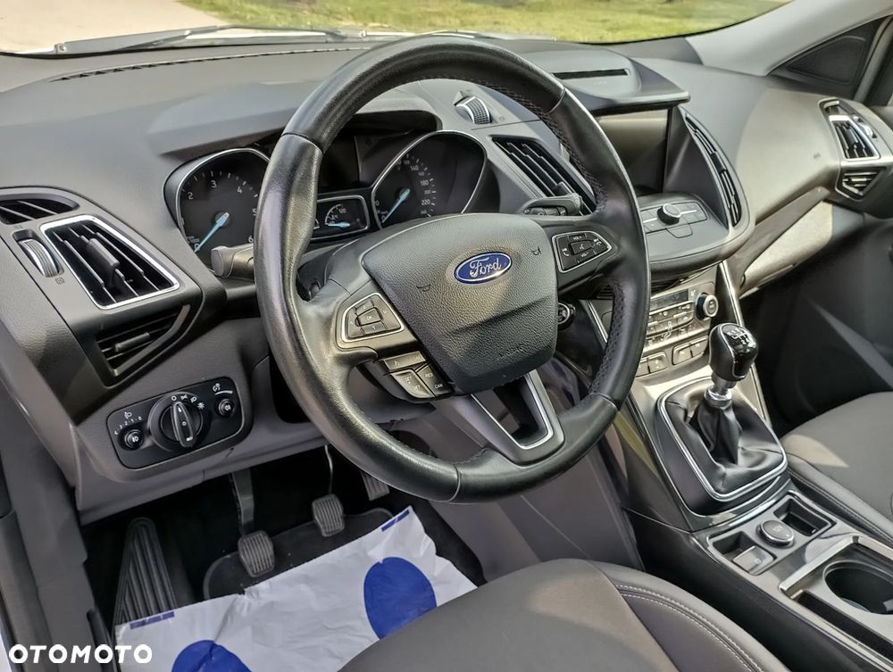 Ford Kuga - 20