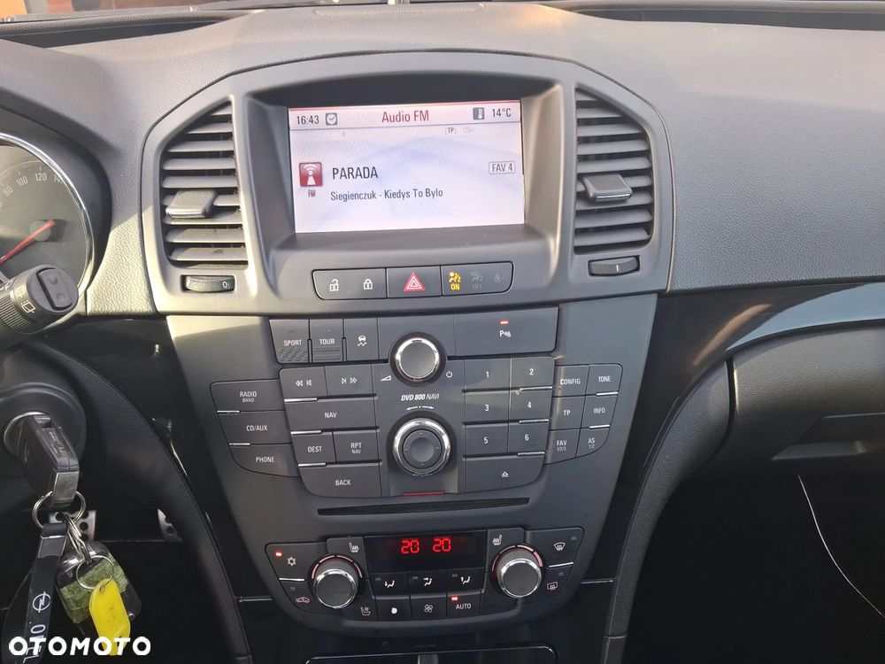 Opel Insignia 2.0 Turbo 4x4 Sport - 25