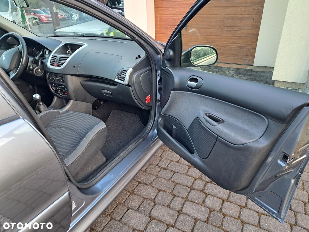 Peugeot 206 plus 60 - 7