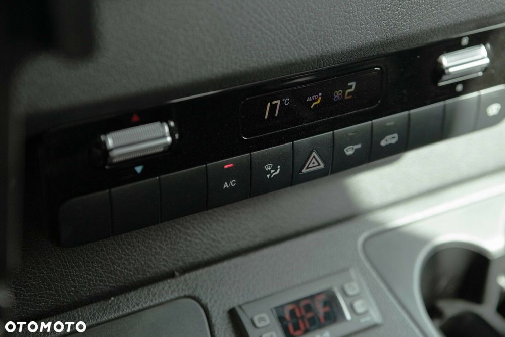 Mercedes-Benz eSprinter - 28