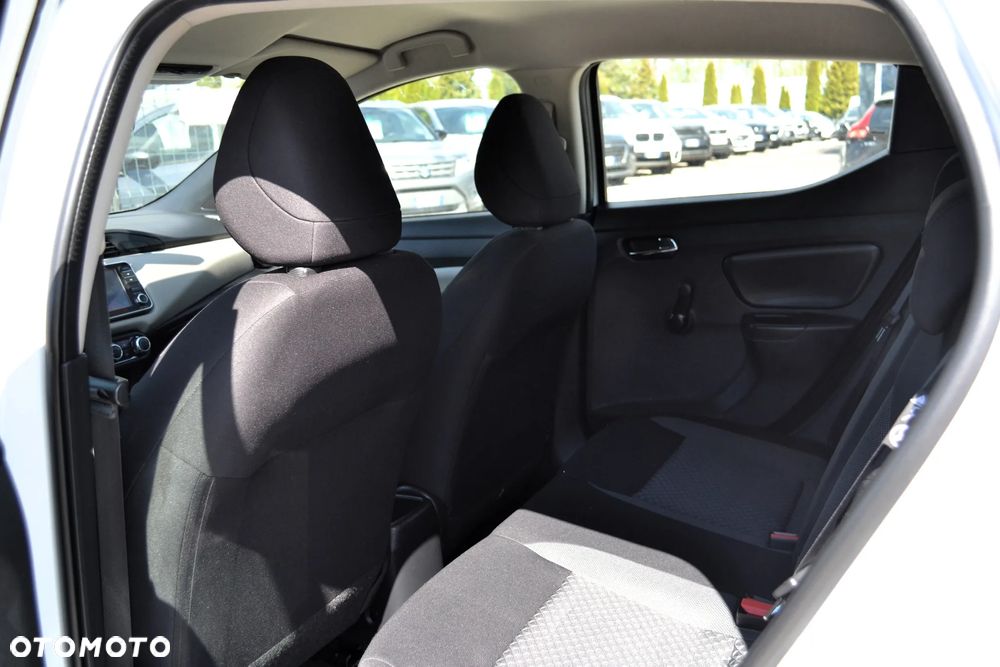 Nissan Micra 1.0 Acenta - 11