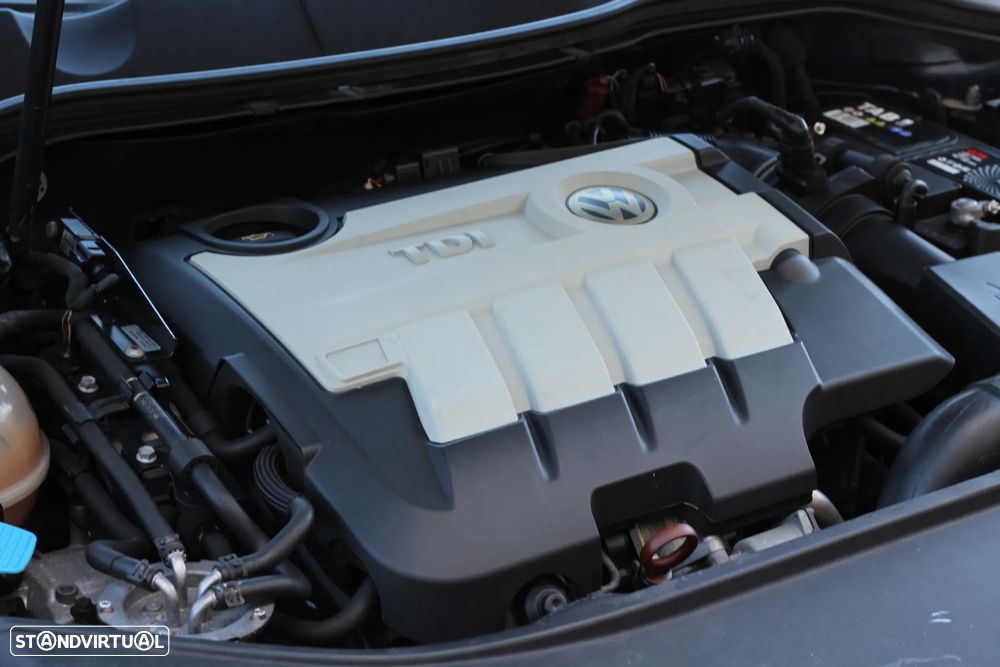 VW Passat Variant 2.0 TDI Confortline - 25