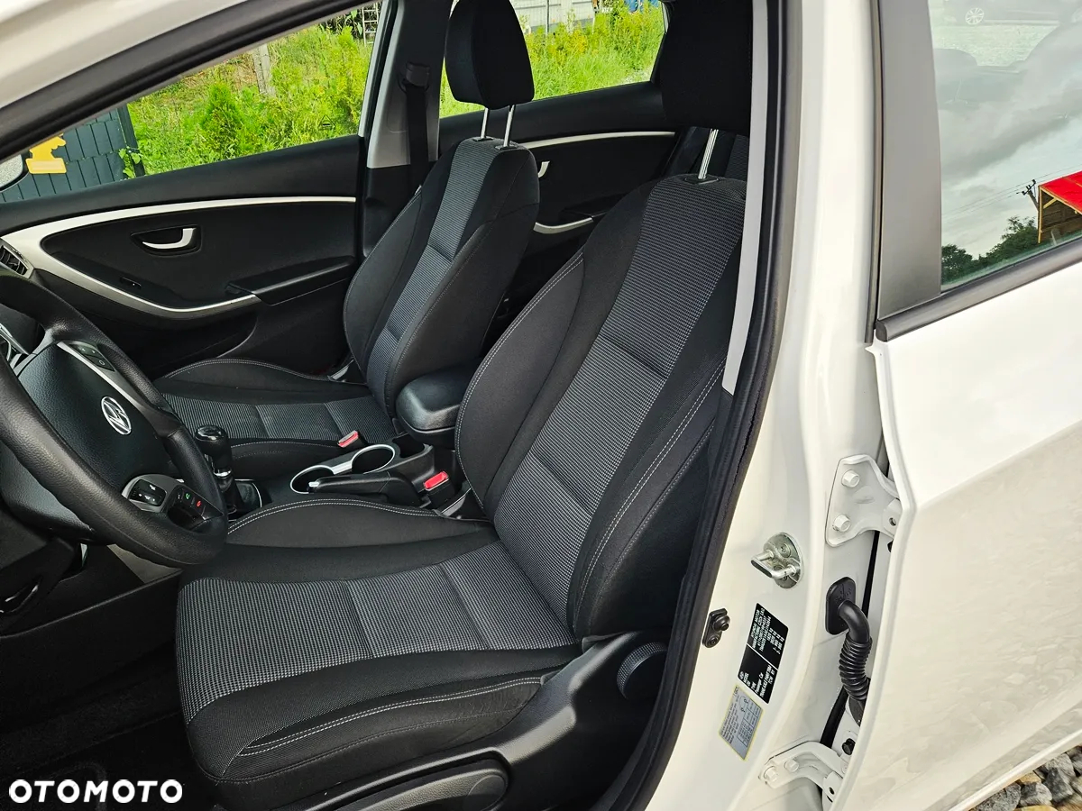 Hyundai i30 - 33