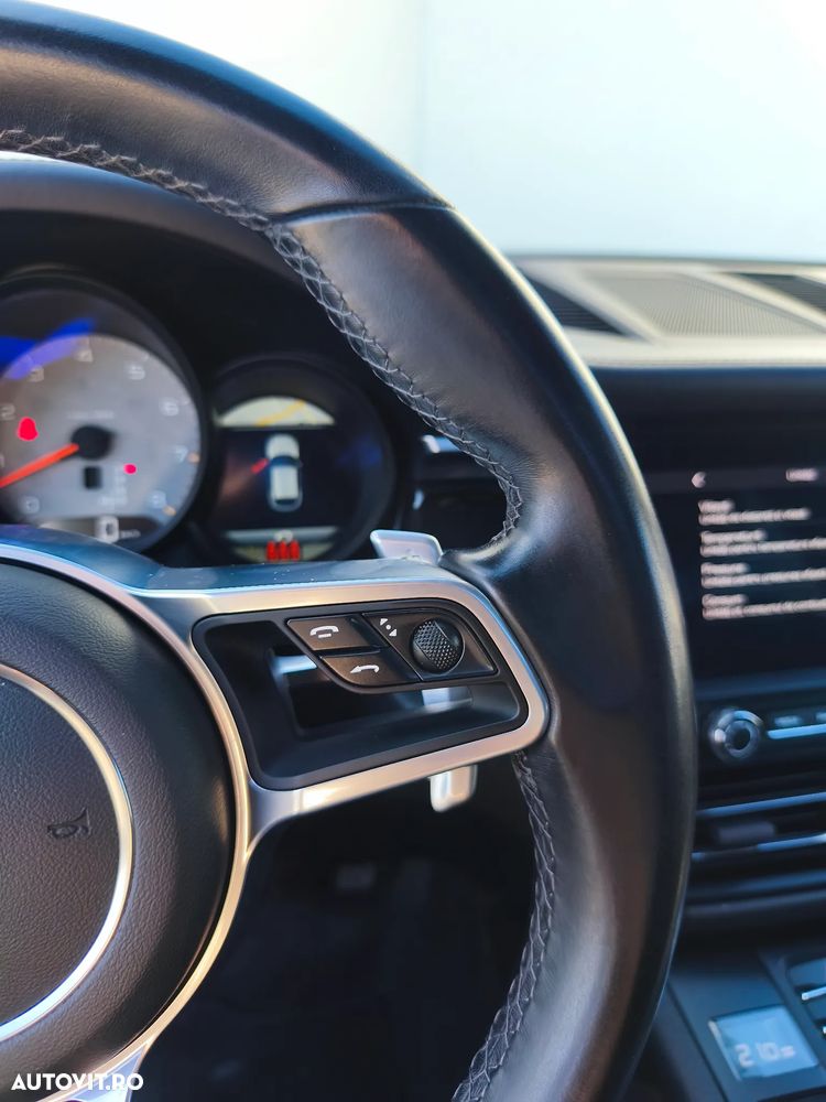 Porsche Macan S - 13