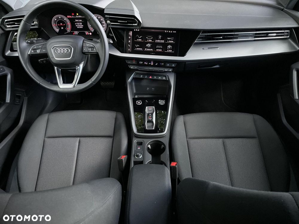 Audi A3 Sportback - 12