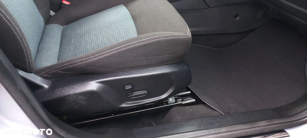 Ford Mondeo 2.0 TDCi Ghia X - 7