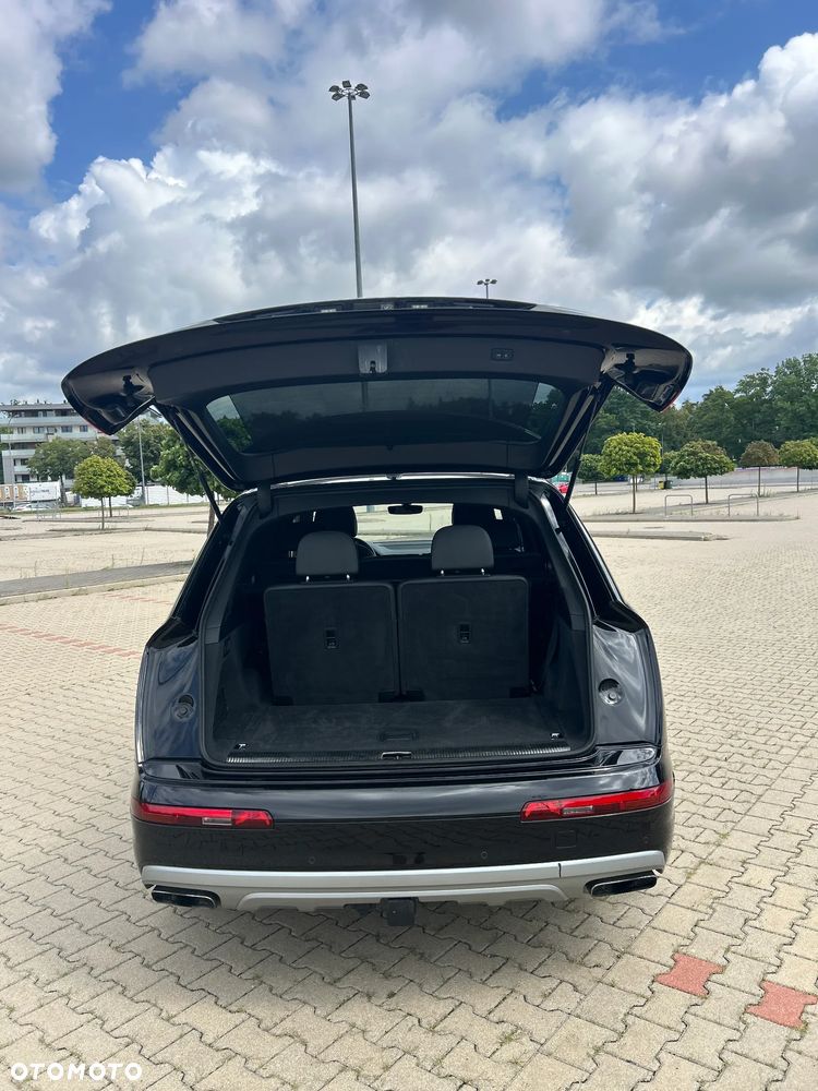 Audi Q7 3.0 TFSI Quattro Tiptronic - 25