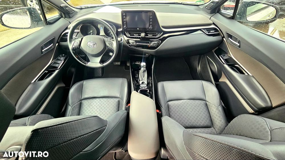 Toyota C-HR 2.0 Hybrid Lounge Premiere - 7