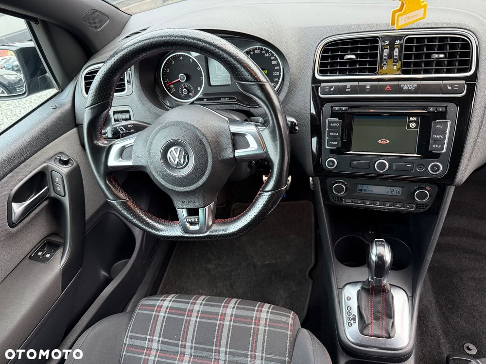Volkswagen Polo 1.4 TSI GTI DSG - 22