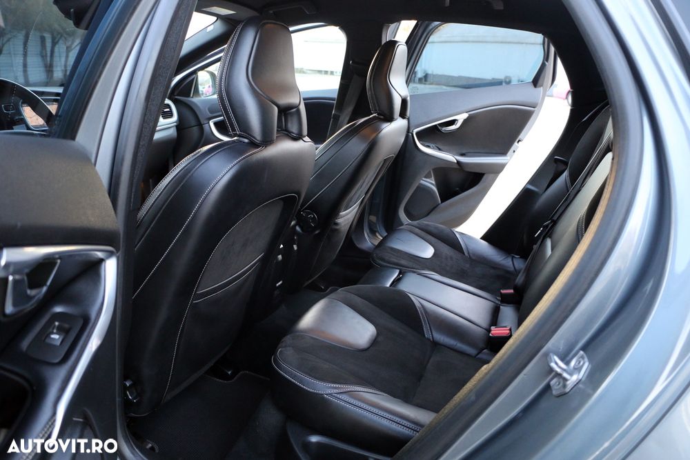 Volvo V40 D3 Geartronic R Design - 11