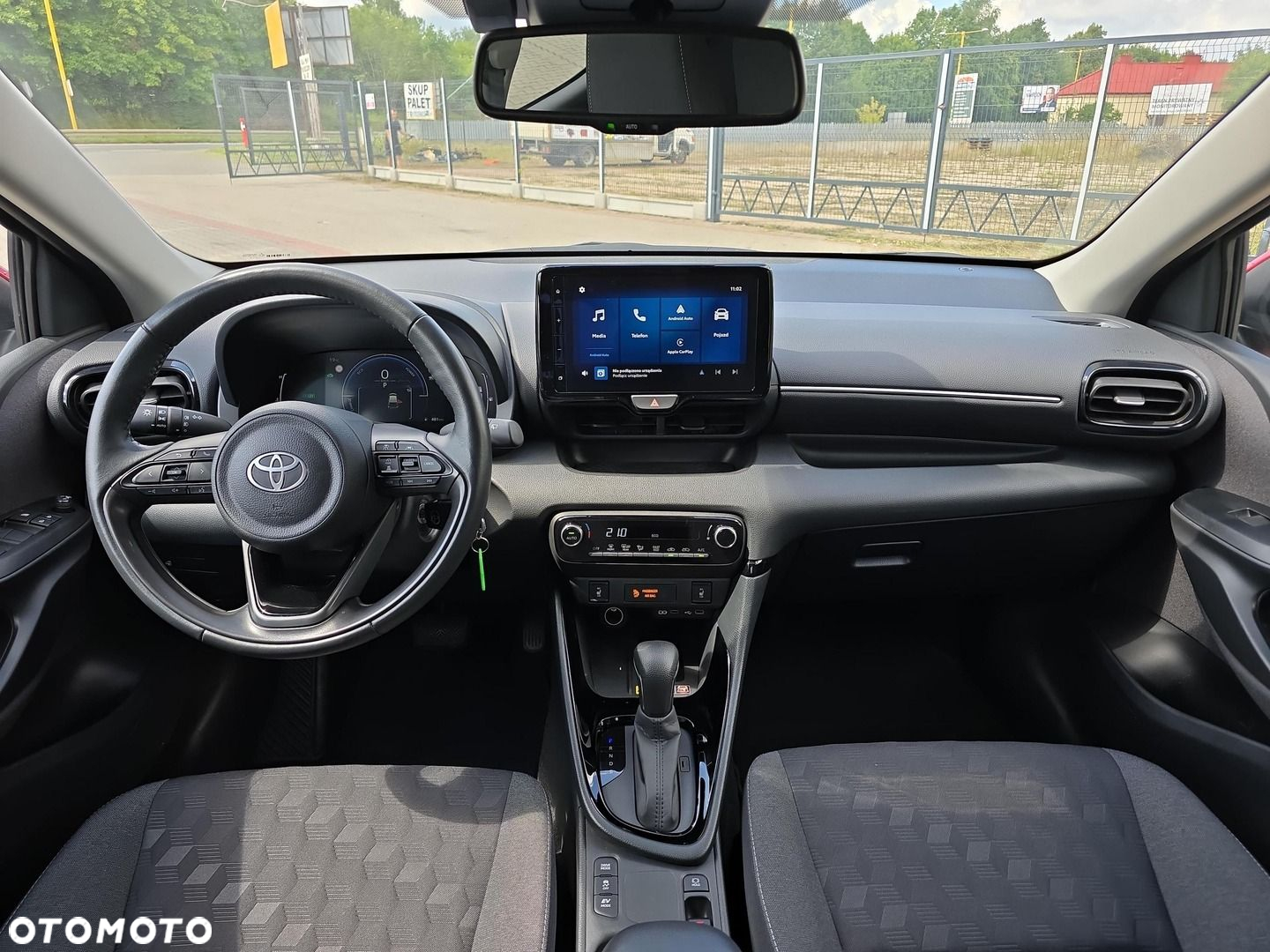 Toyota Yaris - 10