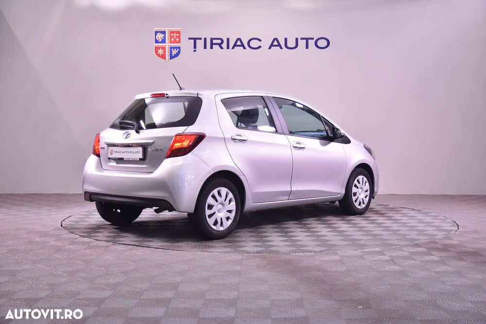 Toyota Yaris - 5