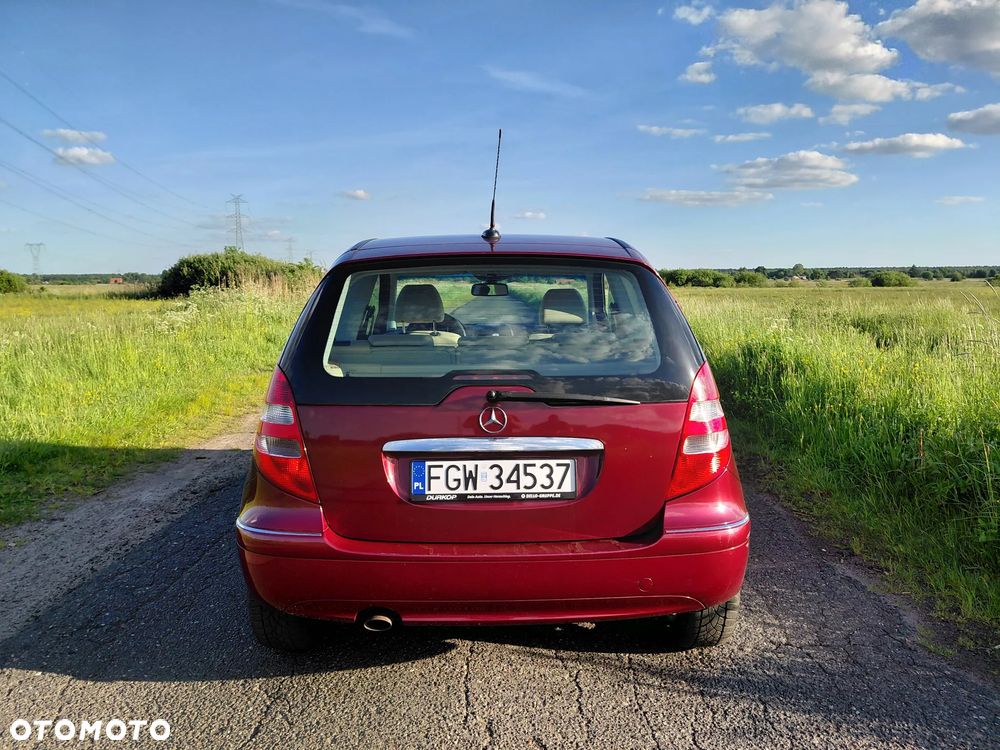 Mercedes-Benz Klasa A 180 CDI Autotronic Avantgarde - 13