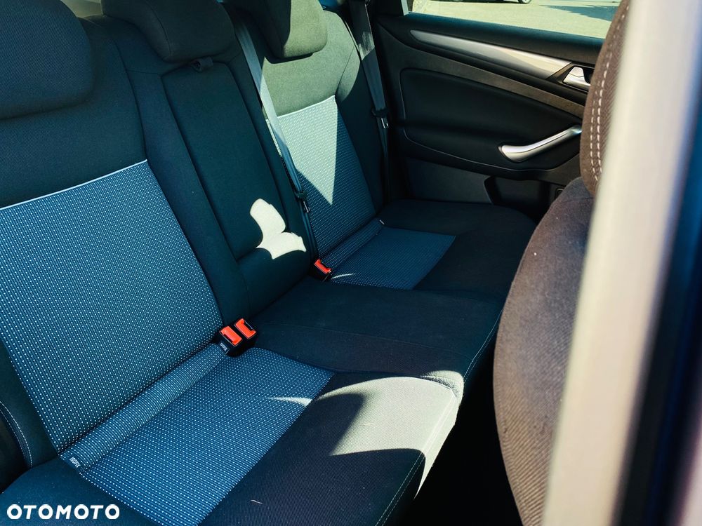 Ford Mondeo 2.0 TDCi Titanium - 31