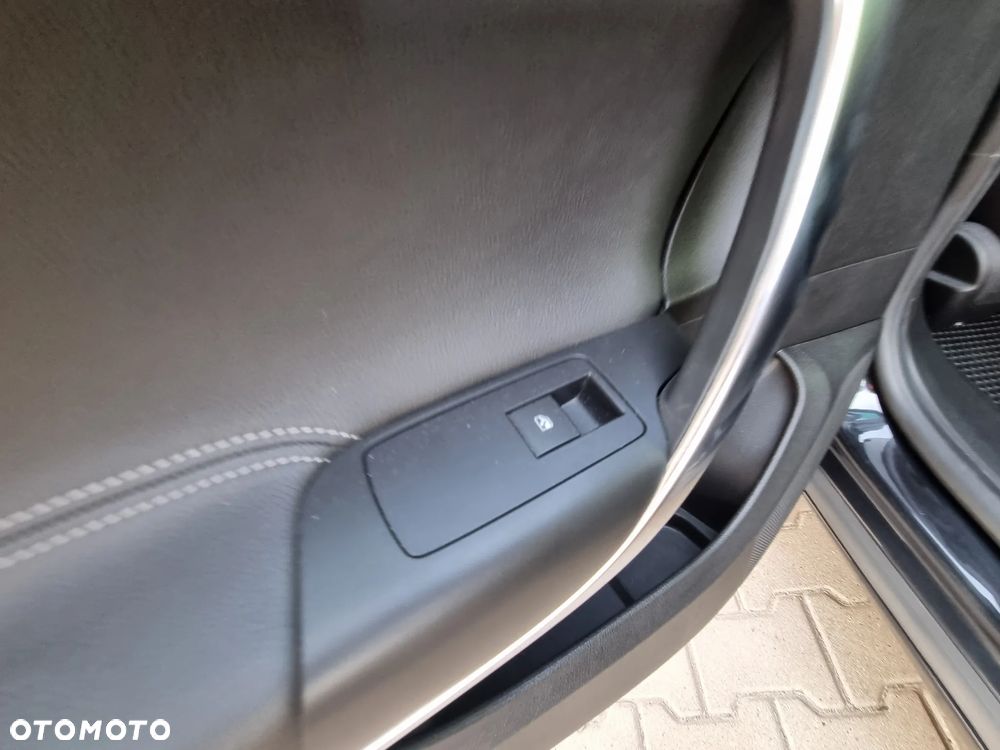 Opel Insignia 1.4 T Cosmo S&S - 38