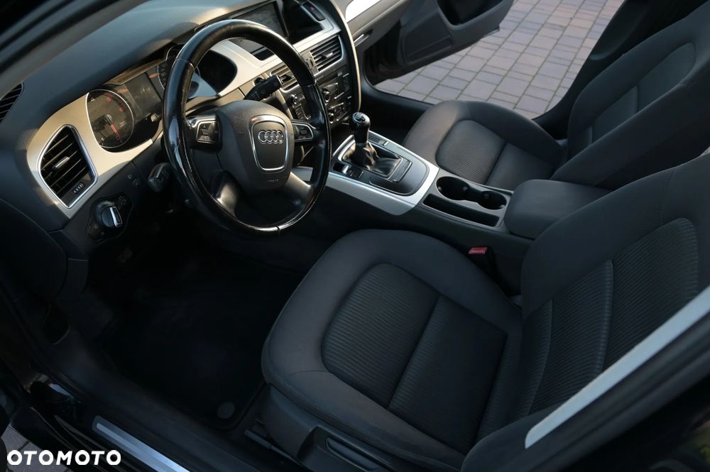 Audi A4 Limousine 2.0 TDI DPF Ambiente - 9