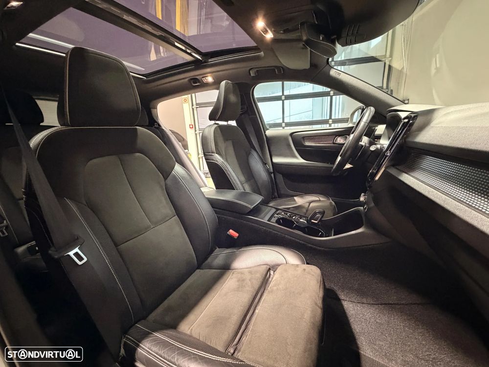 Volvo XC 40 2.0 D4 R-Design AWD - 18