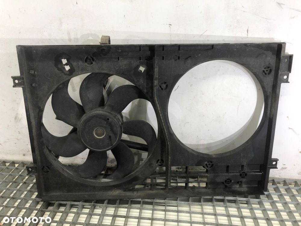 WENTYLATOR CHŁODNICY  AUDI A3 (8L1) 1996 - 2006 1.9 TDI 96 kW [130 KM] olej napędowy 2000 - 2003 - 1