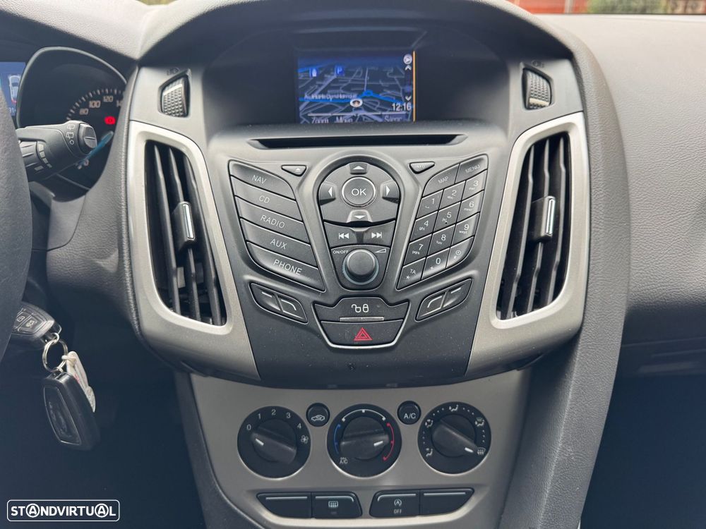 Ford Focus SW 1.6 TDCi ECOnetic 88g S&S Titanium - 12