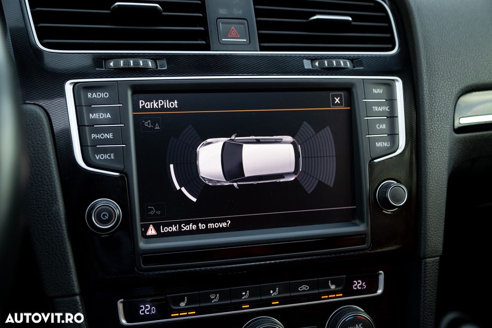 Volkswagen Golf - 26