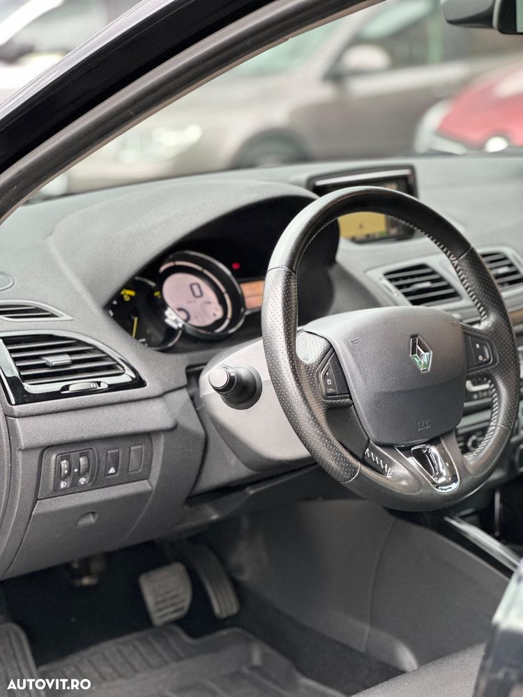 Renault Megane 1.5 dCi EDC Olympic - 10