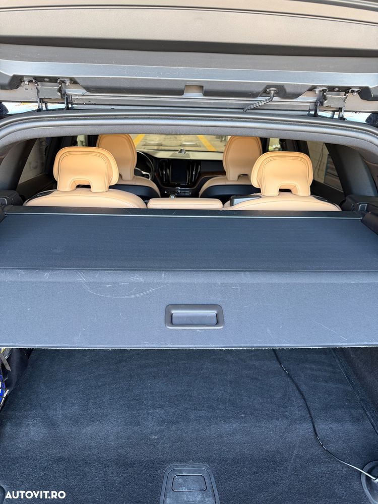 Volvo XC 60 B6 MHEV AT8 AWD Inscription - 11