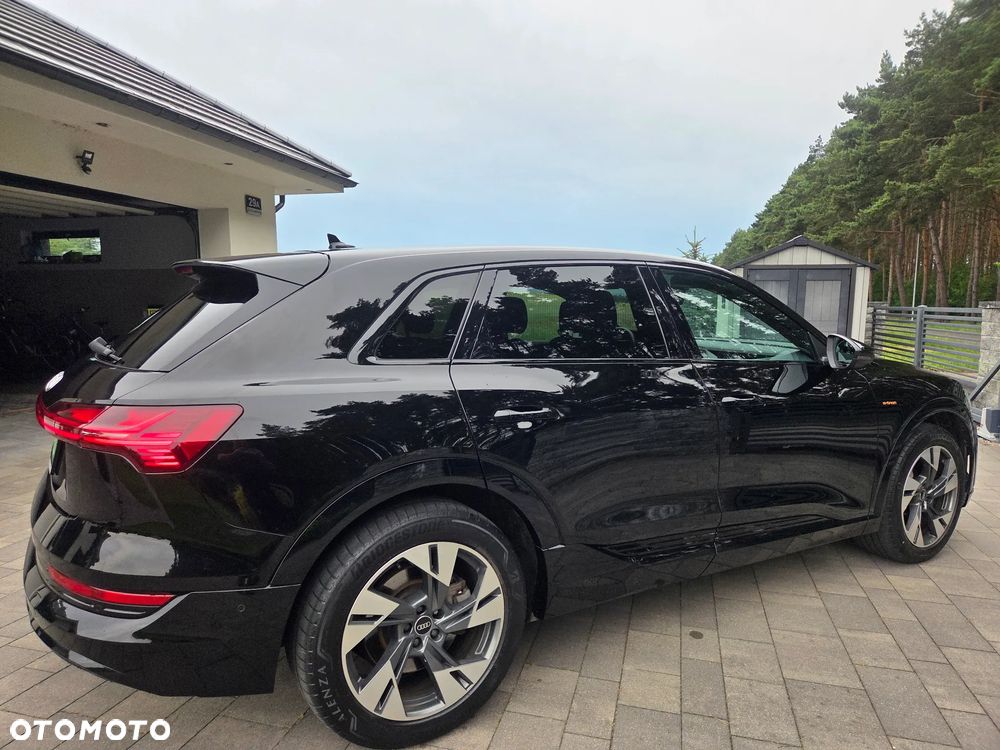 Audi e-tron 55 Quattro S Line - 8