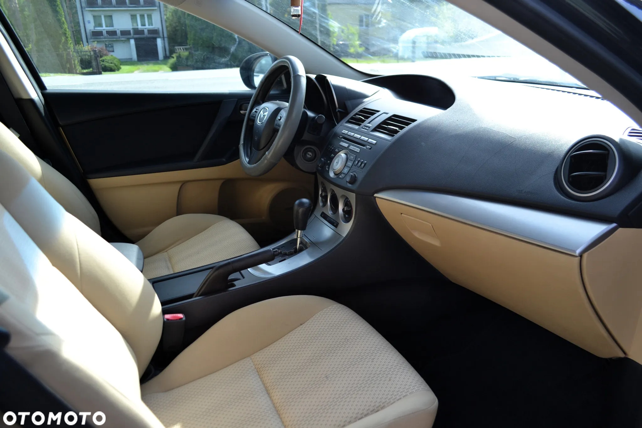Mazda 3 - 9