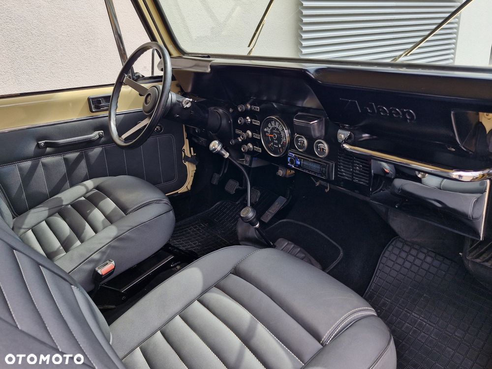 Jeep CJ - 15