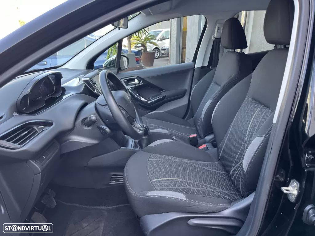 Peugeot 208 82 VTI Style - 30