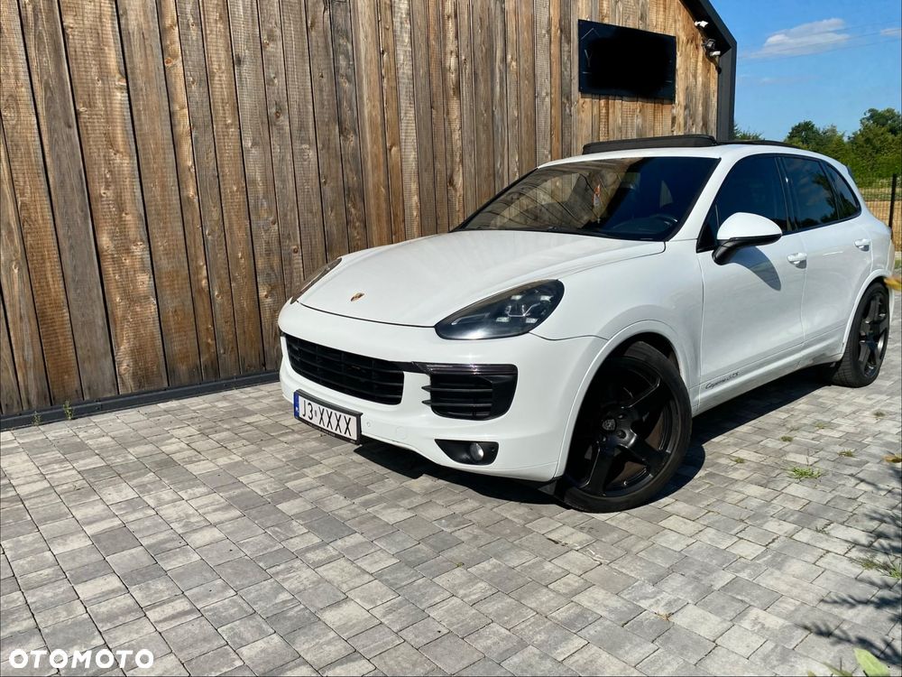 Porsche Cayenne - 8