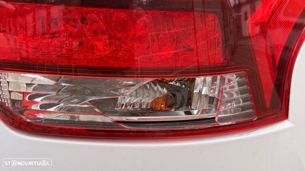 Mitsubishi Outlander - 8