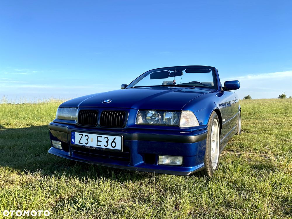 BMW Seria 3 320i - 25