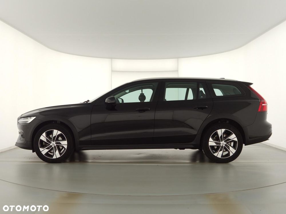 Volvo V60 Cross Country B4 D AWD Geartronic Pro - 3