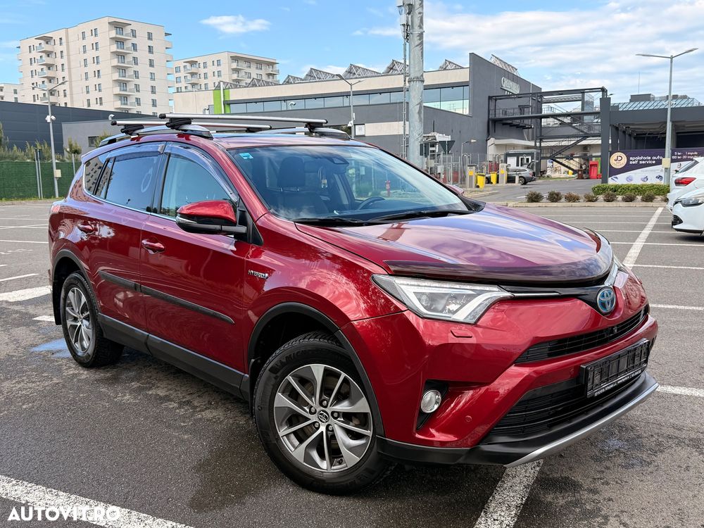 Toyota RAV4 - 4