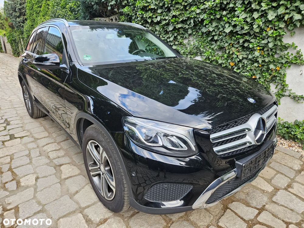 Mercedes-Benz GLC 220 d 4-Matic - 4