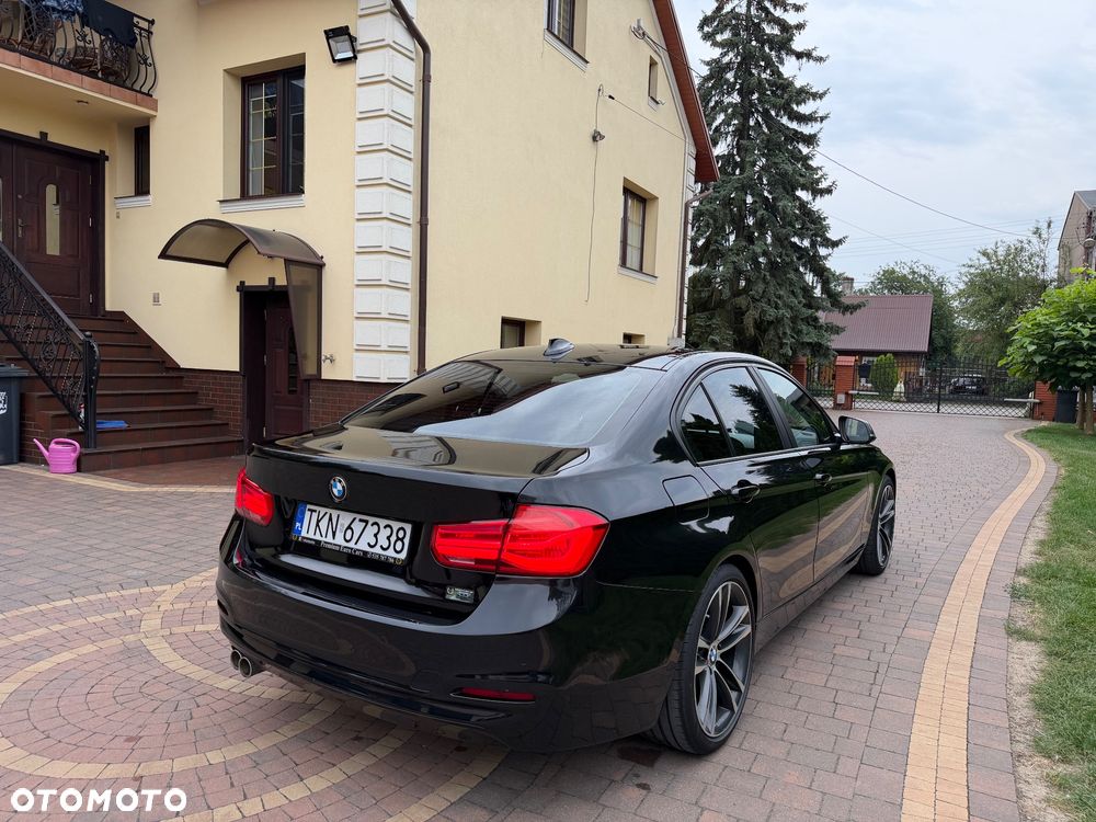 BMW Seria 3 320d Efficient Dynamic Edition Sport Line - 17