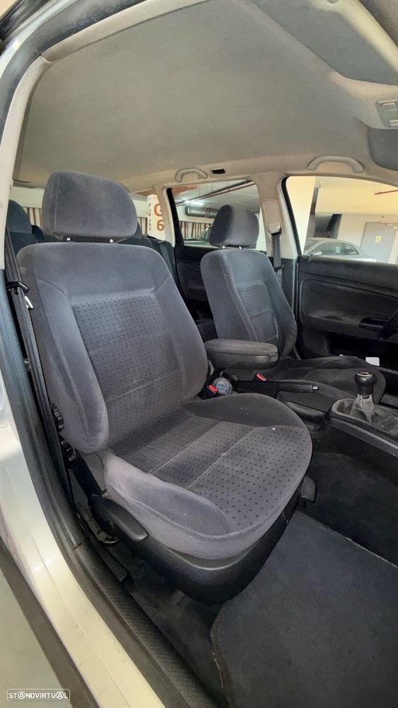 VW Passat Variant 1.9 TDi Confortline - 9