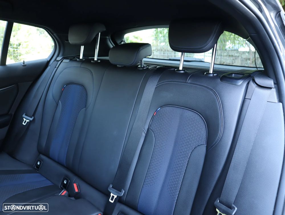 BMW 116 d Pack M - 26