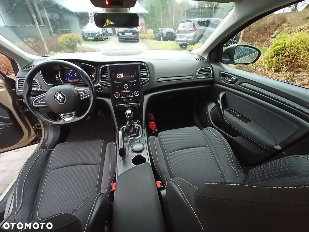 Renault Megane TCe 115 GPF ZEN - 7