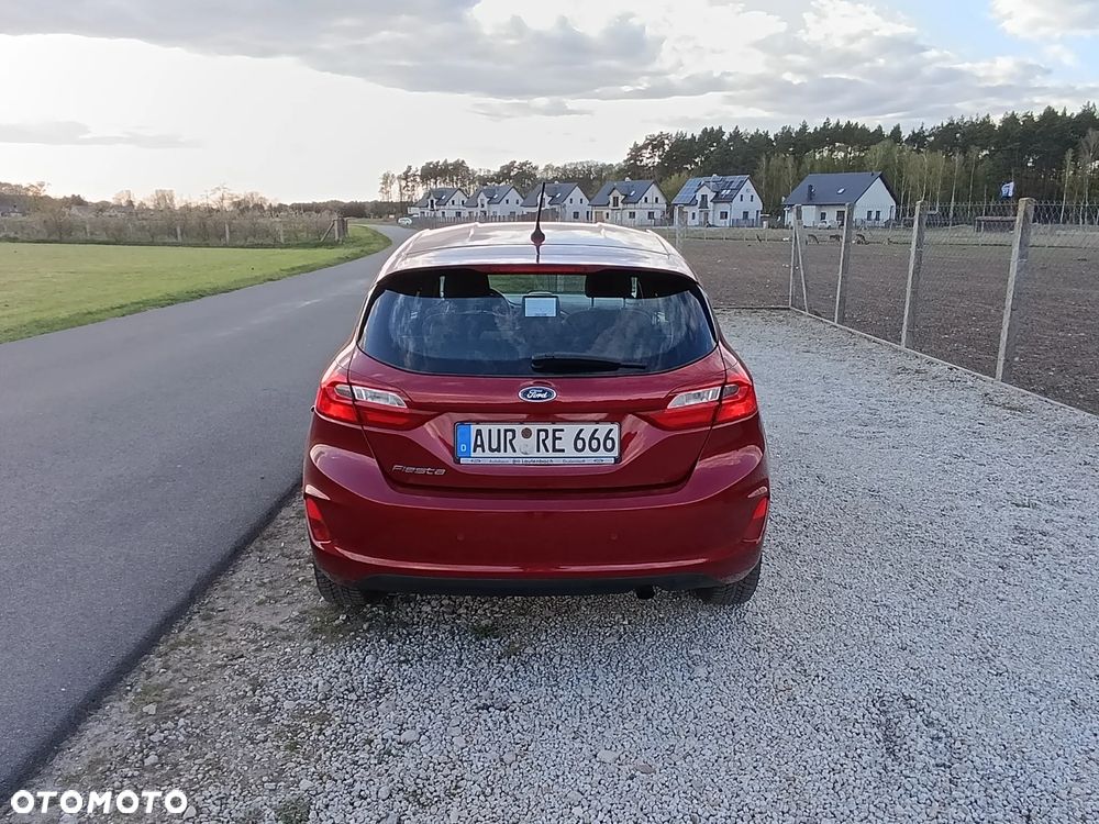 Ford Fiesta 1.0 EcoBoost S&S TITANIUM - 10