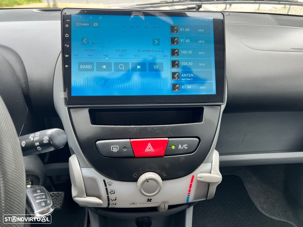 Peugeot 107 1.0 Trendy - 22