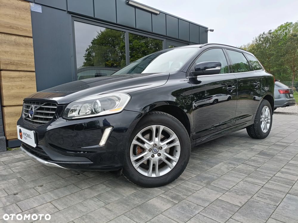 Volvo XC 60 D4 AWD Momentum - 1