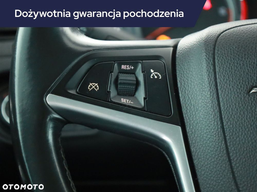 Opel Insignia - 17
