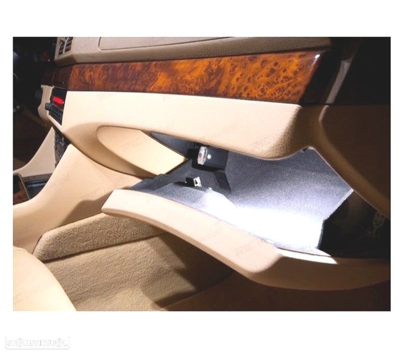 LUZ LED PORTA-LUVAS BMW - 2