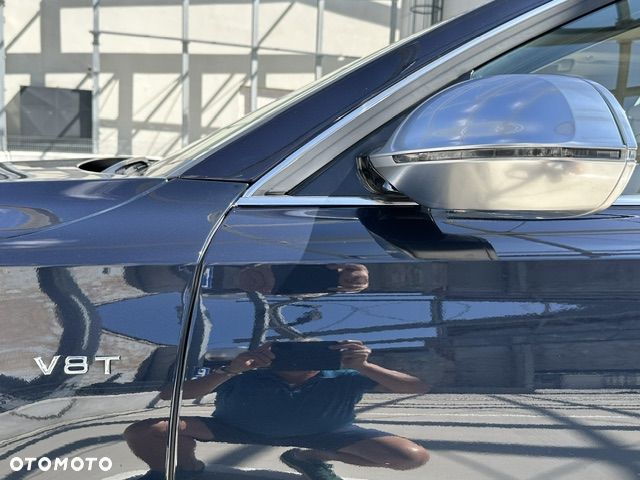 Audi S8 - 37