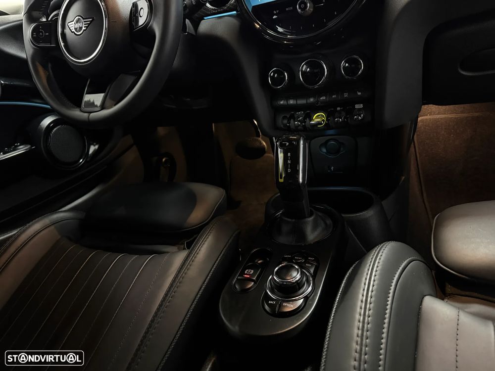 MINI 3 Portas Cooper SE Resolute Edition - 11